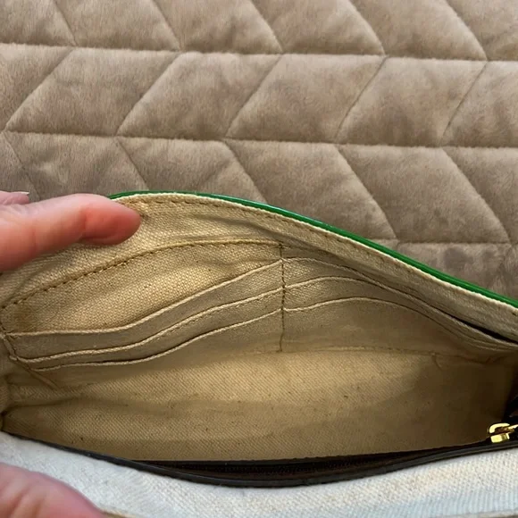 Antonio Melani Green Ava convertible Clutch or Shoulder Bag w/ gold chain strap - Picture 10 of 17